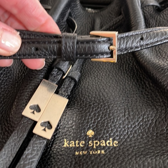 Kate Spade, leather Crossbody Bucket Bag - Picture 2 of 5